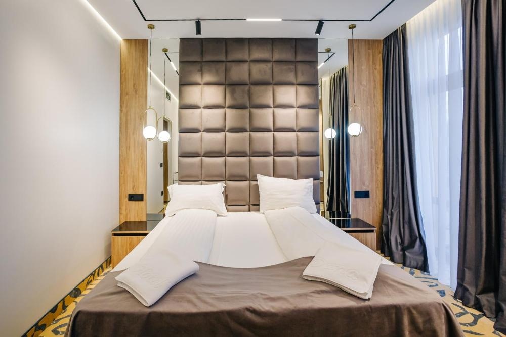 Room image 4